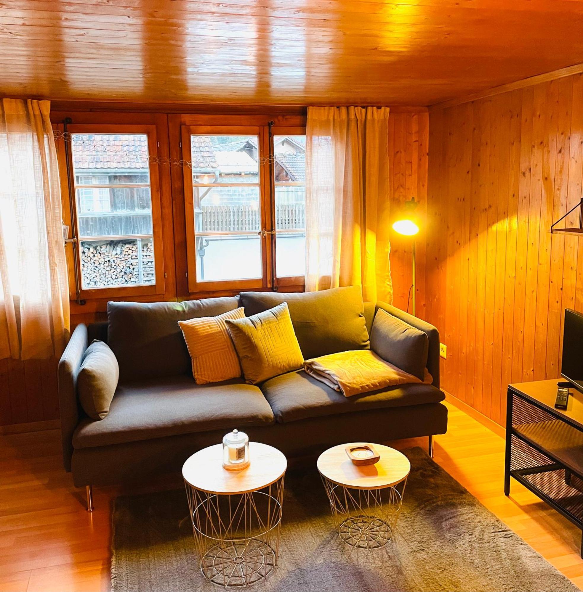 Charming, Well-Equipped Alpine Apartment カンデルシュテッグ エクステリア 写真